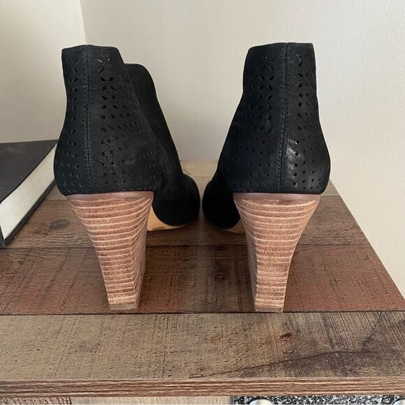 NWOB Vince Camuto Kainan open toe bootie - Picture 3 of 4